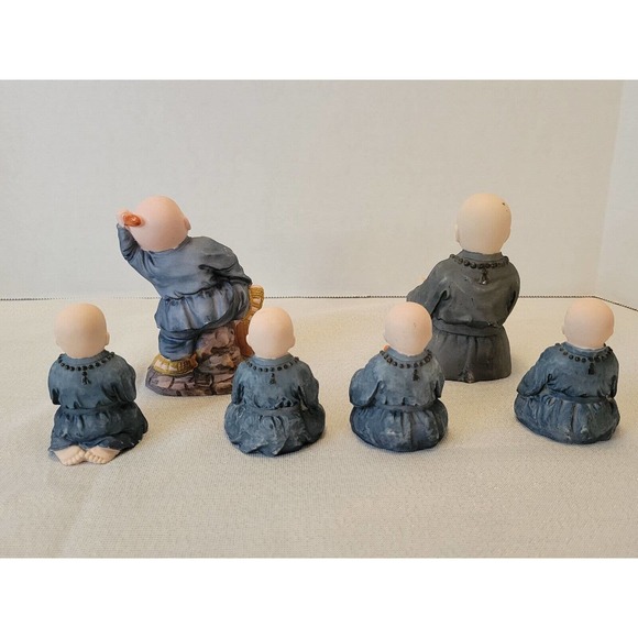 Yejin Craft Little Monks In Various Acts Of Daily Living Asian Tibetan Practice - Picture 8 of 9